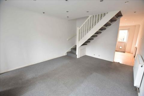 21 Charleston Close, Feltham, TW13 7LJ