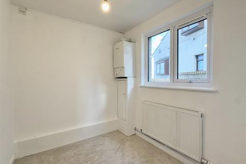 20 Fernleigh Gardens, Wadebridge, PL27 7JL
