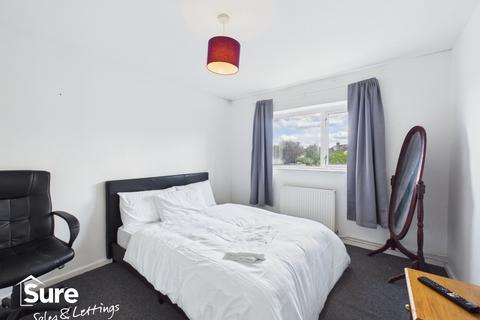 undefined, Double Room  In Warmark Road, Hemel Hempstead, Hertfordshire, HP1 3PZ