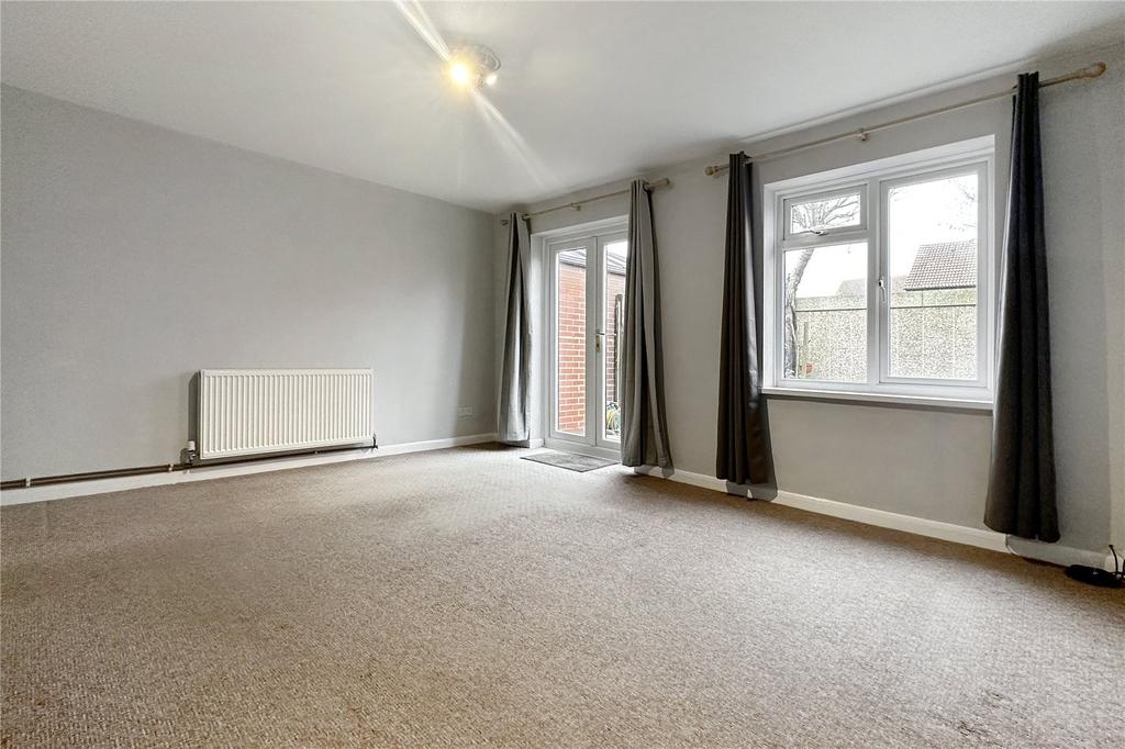 Dinsdale Gardens, Rustington... 2 bed terraced house for sale £300,000