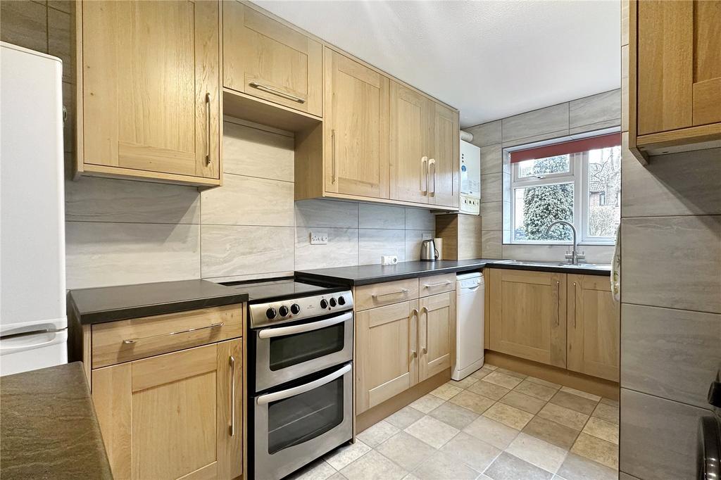 Dinsdale Gardens, Rustington... 2 bed terraced house for sale £300,000