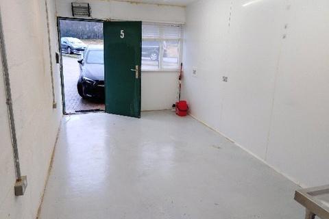 Office to rent - Lingfield, Surrey