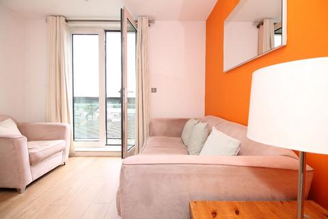 1 bedroom flat to rent, City Tower, Limeharbour, Canary Wharf E14