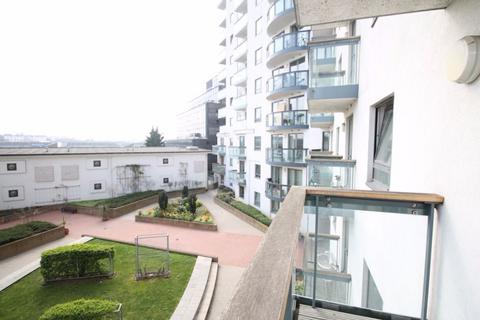 1 bedroom flat to rent, City Tower, Limeharbour, Canary Wharf E14