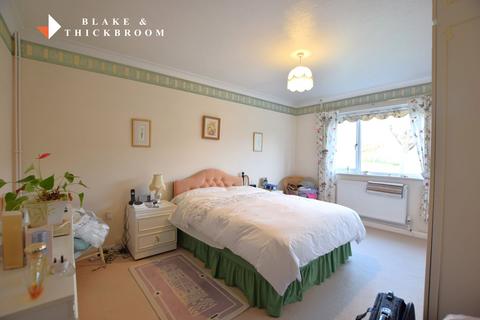 2 bedroom detached bungalow for sale, George Close, Clacton-on-Sea