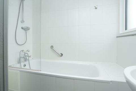 14 Alexandra Road, Broadstairs, CT10 1EP