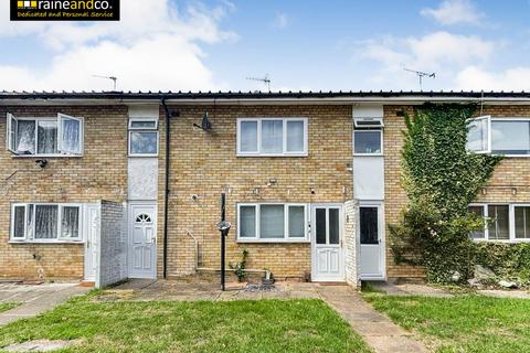 3 bedroom terraced house for sale, Garden Avenue, Hatfield