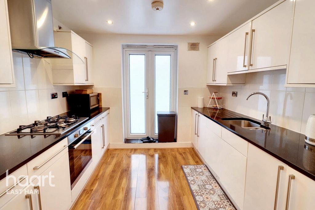 Monega Road, London 3 bed terraced house for sale - £525,000