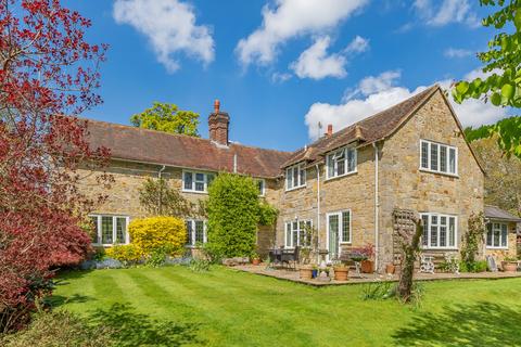 Warrenside Cottage Tompsets Bank, Forest Row, RH18 5LN