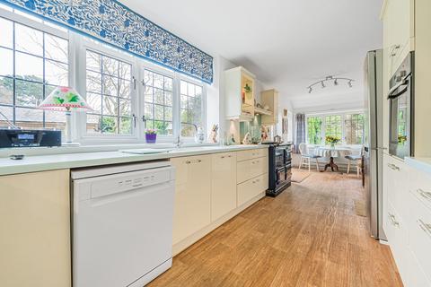 Warrenside Cottage Tompsets Bank, Forest Row, RH18 5LN