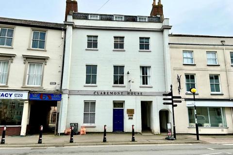 Office to rent, Claremont House, 1 Market Square, Bicester, OX26 6AA