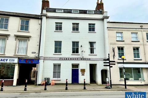 Office to rent, Claremont House, 1 Market Square, Bicester, OX26 6AA