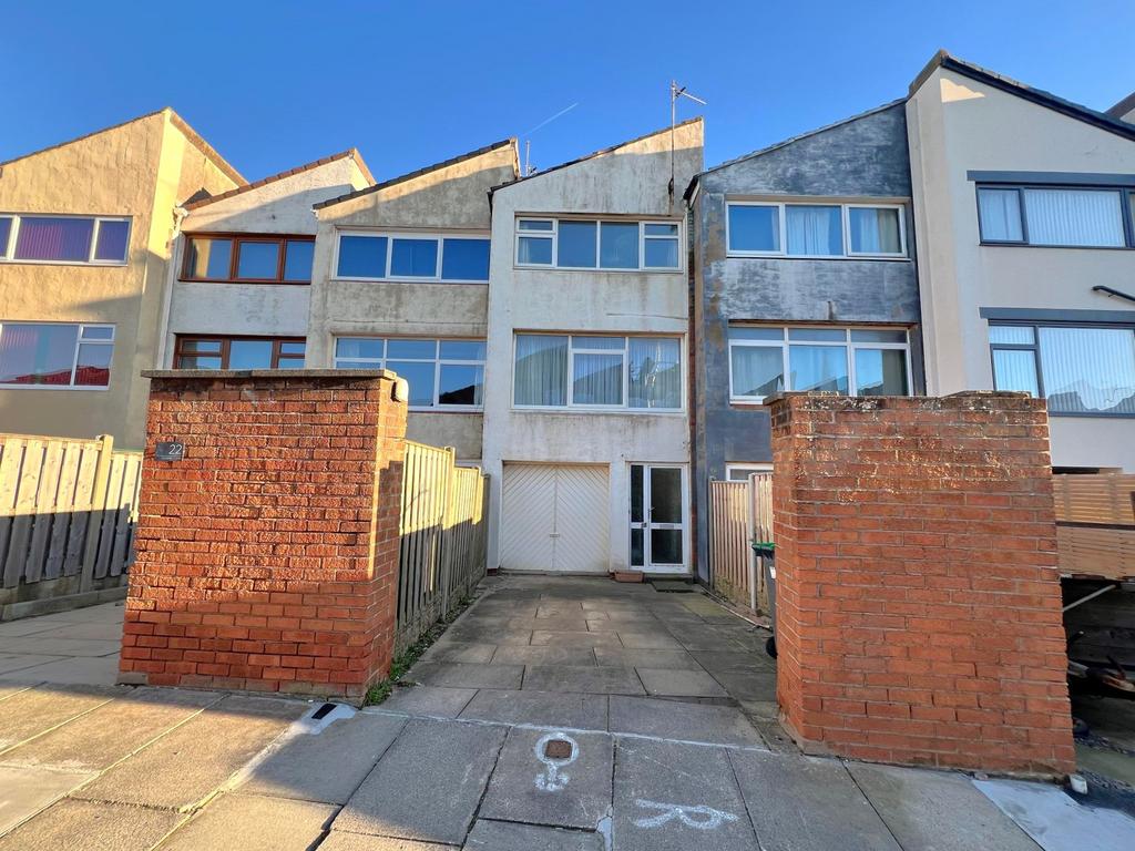 Buckden Close, Cleveleys FY5 4 bed townhouse for sale £165,000