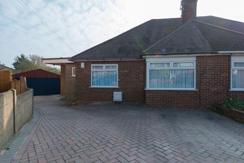 3 bedroom semi-detached bungalow for sale - Beverley Way, Ramsgate, CT12