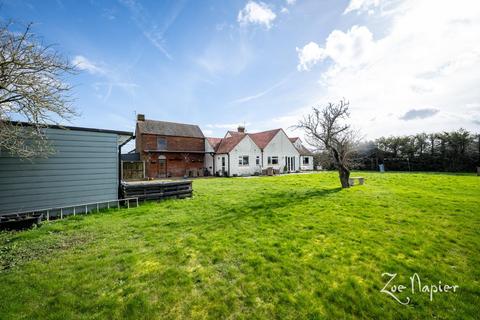 5 bedroom detached house for sale, Burnham on Crouch