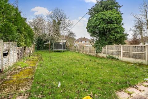 40 Vista Way, Harrow, HA3 0SL