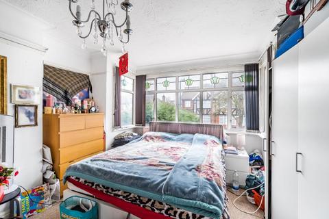 40 Vista Way, Harrow, HA3 0SL