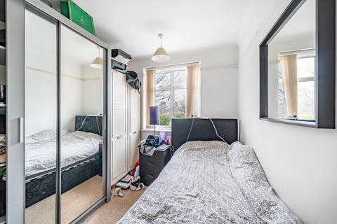 40 Vista Way, Harrow, HA3 0SL