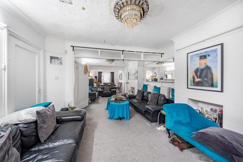 40 Vista Way, Harrow, HA3 0SL