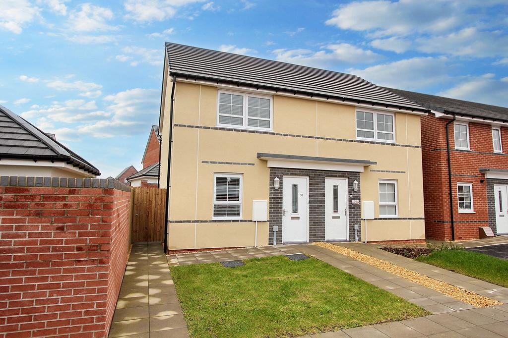 St Athan, Vale of CF62 4HL 2 bed townhouse for sale £235,000