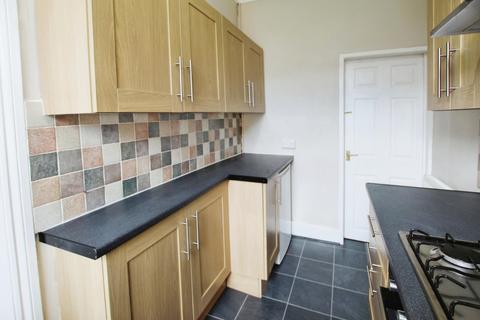 3 bedroom terraced house for sale, South Street, Morley, LS27