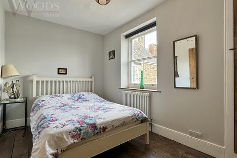 2 bedroom cottage for sale, Fore Street, Totnes