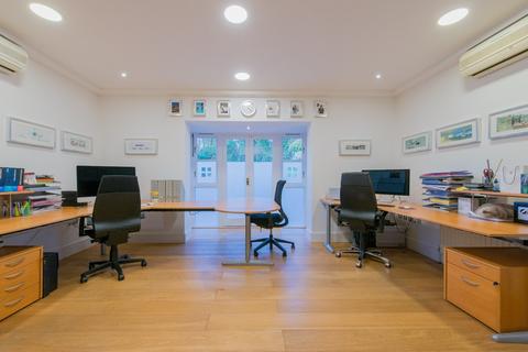 1 Goosefields, Rickmansworth, WD3 4BE