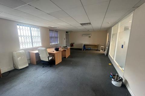 Office to rent, 14-26 Victoria Street, Luton LU1