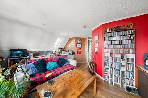 2 bedroom apartment for sale, Sutherland Road, London, W13