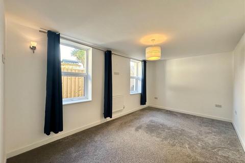 2 bedroom flat for sale, St Margarets Road, St Marychurch, Torquay