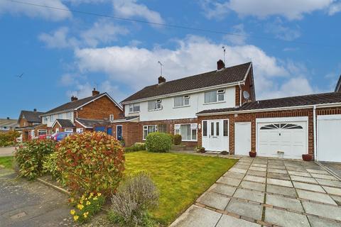 3 bedroom semi-detached house for sale, Clarence Avenue, Vicars Cross, Chester, CH3