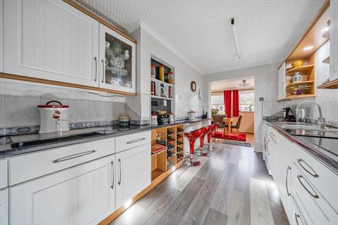 13 Westfields Close, Bromyard, HR7 4EW