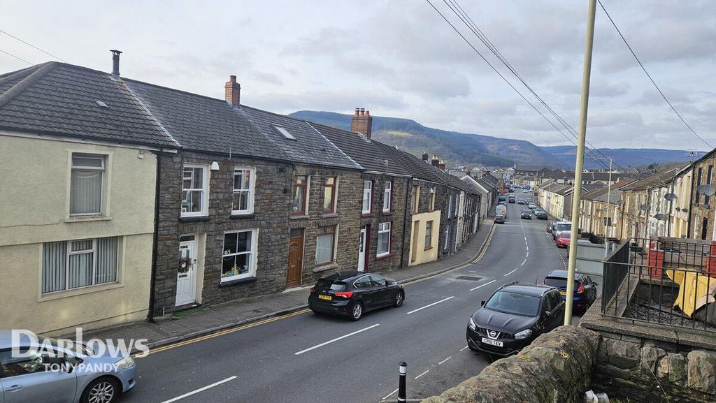 High Street, Treorchy CF42 6 2 bed terraced house for sale £120,000