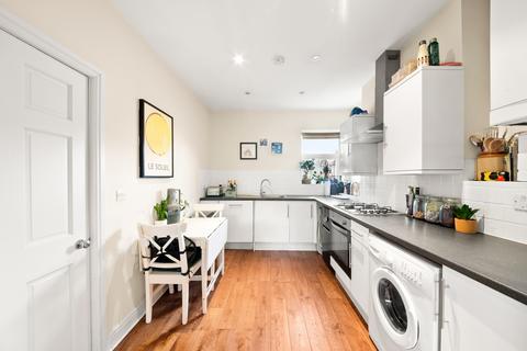 17a Half Acre Road, London, W7 3JH