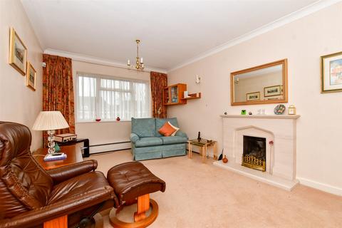 16 Ewhurst Avenue, South Croydon, CR2 0DG