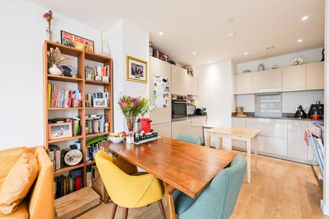 2 bedroom flat for sale - Harrison Walk, Greenwich, London, SE10