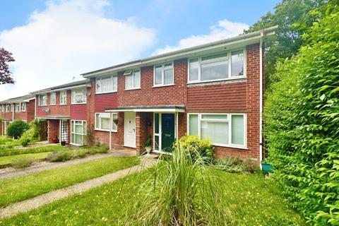 8 Elgar Close, Basingstoke, RG22 4DN
