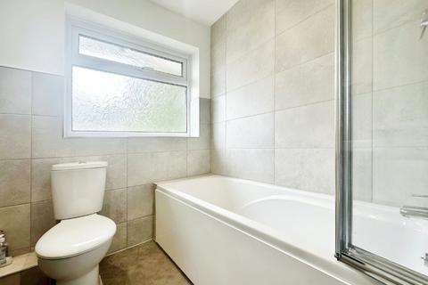 8 Elgar Close, Basingstoke, RG22 4DN