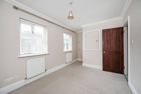 2 bedroom mews for sale, Carlyle Mews, Bethnal Green, London, E1