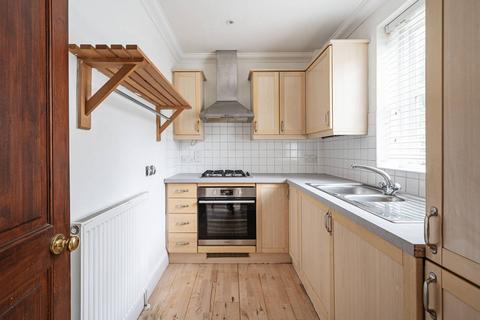 2 bedroom mews for sale, Carlyle Mews, Bethnal Green, London, E1