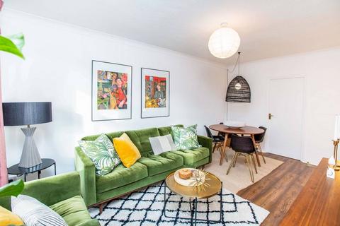 16 Derbyshire Street, London, E2 6HJ