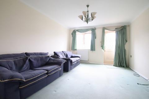 2 bedroom terraced house to rent - Watlings Close, Croydon CR0