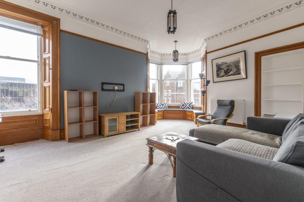 2497L Parkside Terrace, Edinburgh, EH16 5BN 2 bed flat £1,375 pcm