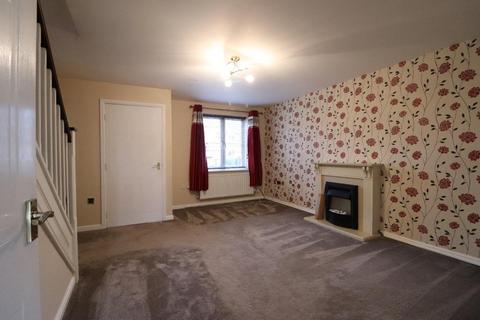 3 bedroom semi-detached house to rent, Stane Drive, Lincoln LN4