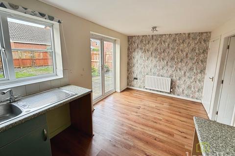 3 bedroom semi-detached house to rent, Stane Drive, Bracebridge Heath LN4