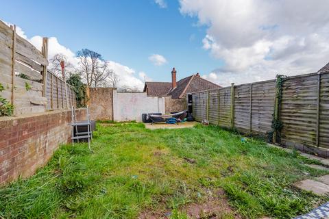 5 Churchill Drive, Crediton, EX17 2DW