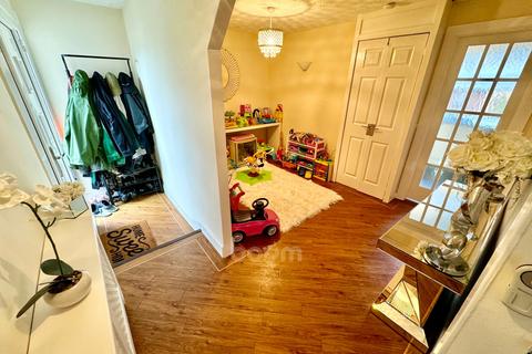 23 Atholl Place, Linwood, Paisley, PA3 3QZ