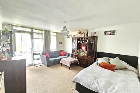 2 bedroom flat for sale - Barnes Wallis Court, Barnhill Road, HA9