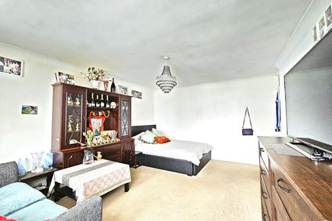 2 bedroom flat for sale, Barnes Wallis Court, Barnhill Road, HA9