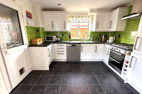 3 bedroom end of terrace house for sale, Staunton Road, Minehead TA24
